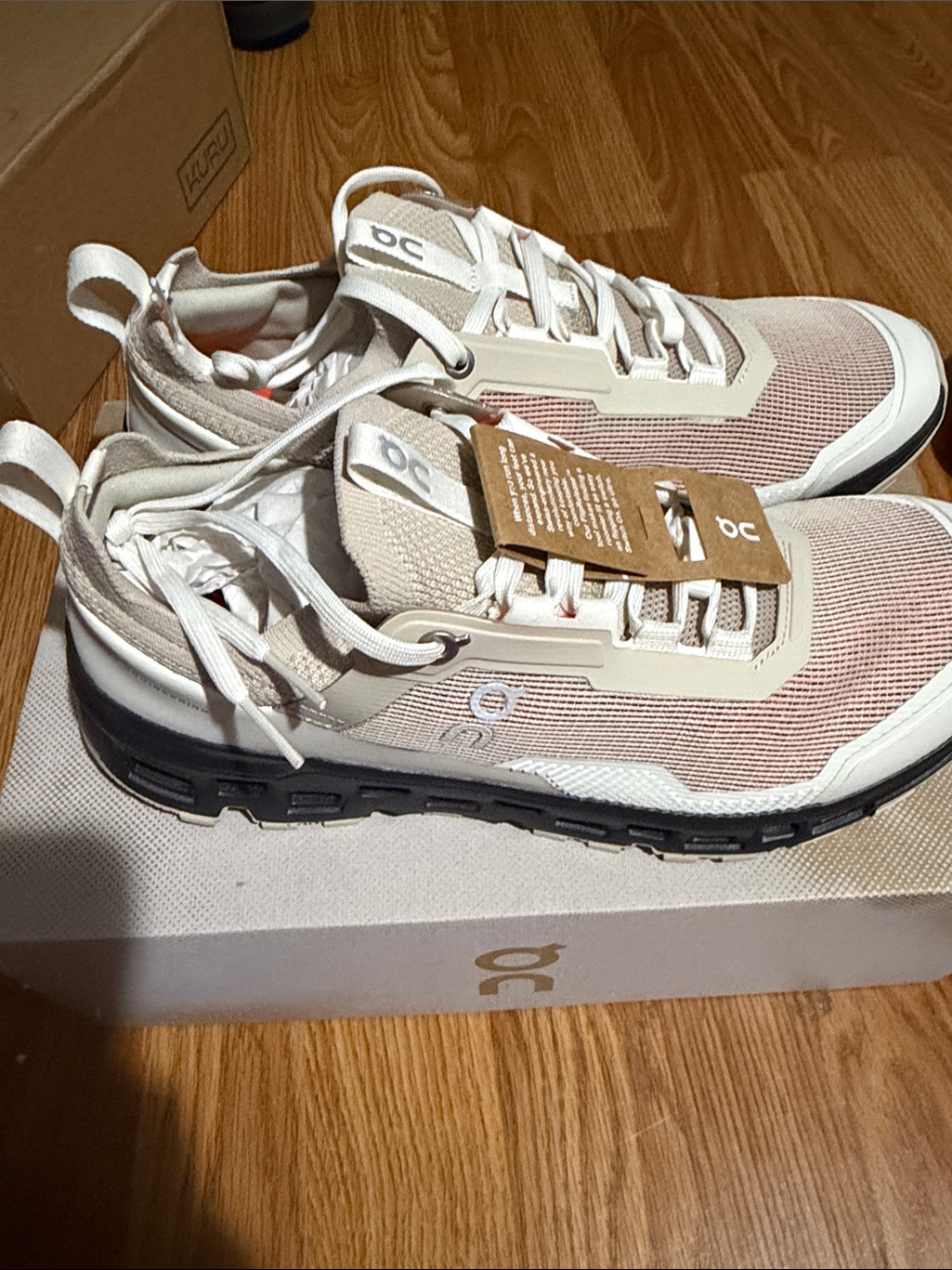 On Running Cloudultra 2 Women's Athletic Shoes - Light Tan/White